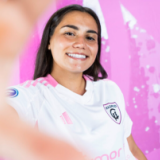 Mia León