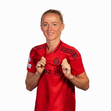Lea Schüller