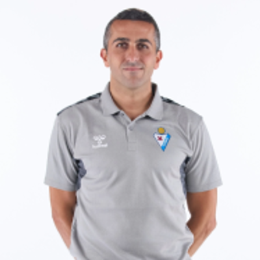 Mikel Álvaro